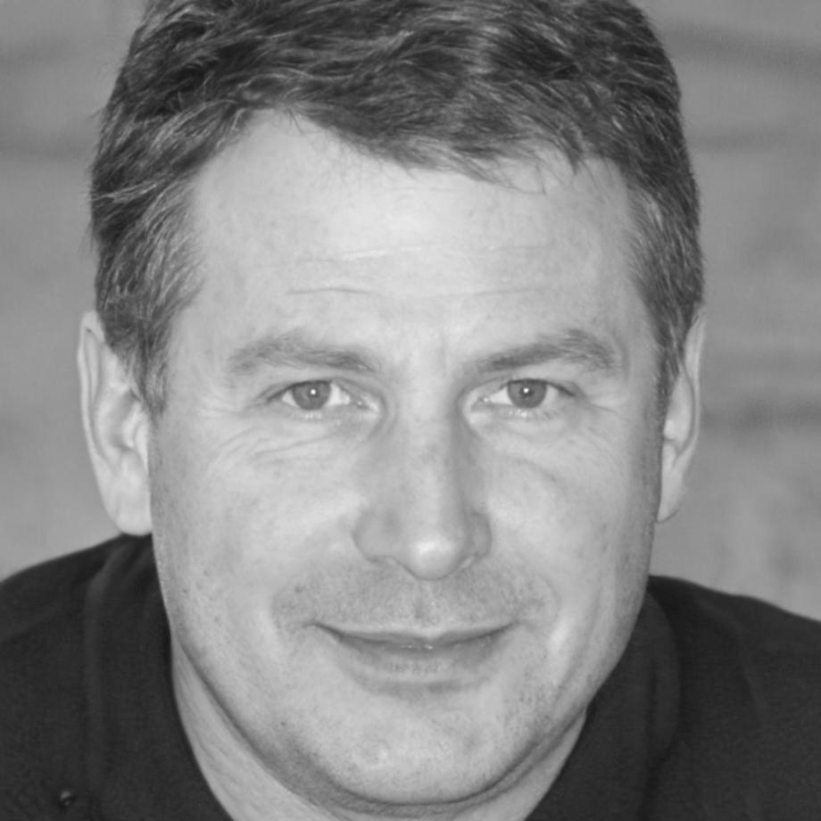 Porträt von Tjark Neuberger, Gründer von aruzcelonfari